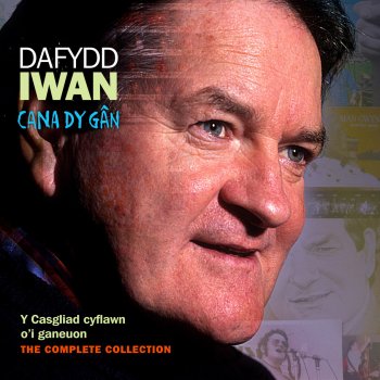 Dafydd Iwan Dacw 'Nghariad I Lawr Yn Y Berllan